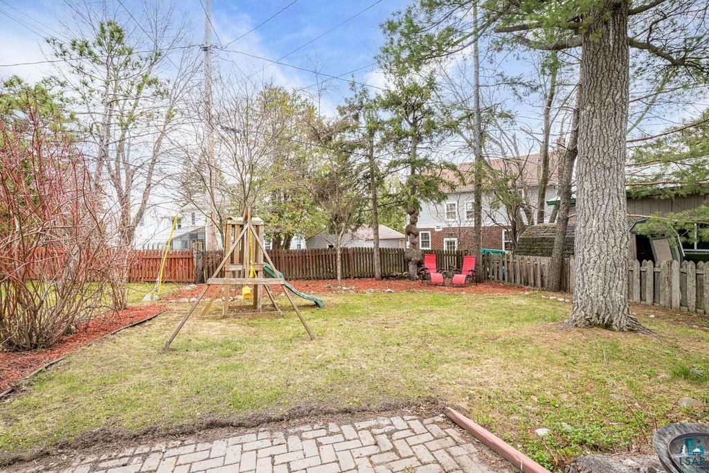 2312 E 8th St, Duluth, MN 55812 Listing Photo  36