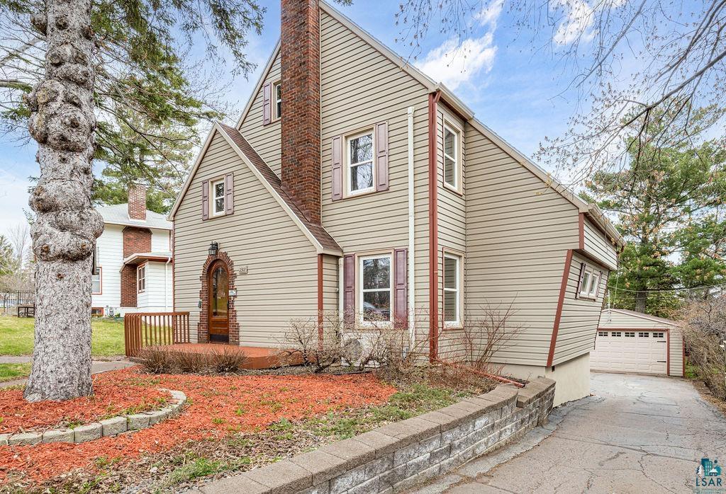 2312 E 8th St, Duluth, MN 55812 Listing Photo  42