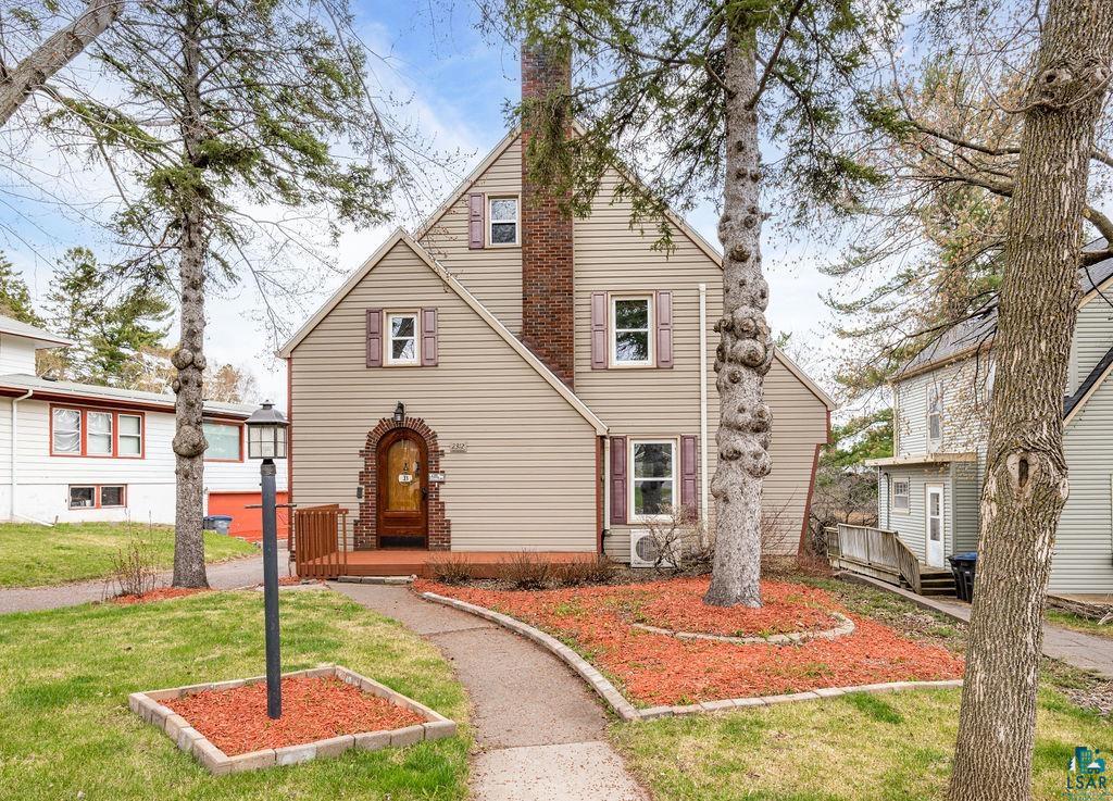 2312 E 8th St, Duluth, MN 55812 Listing Photo  44