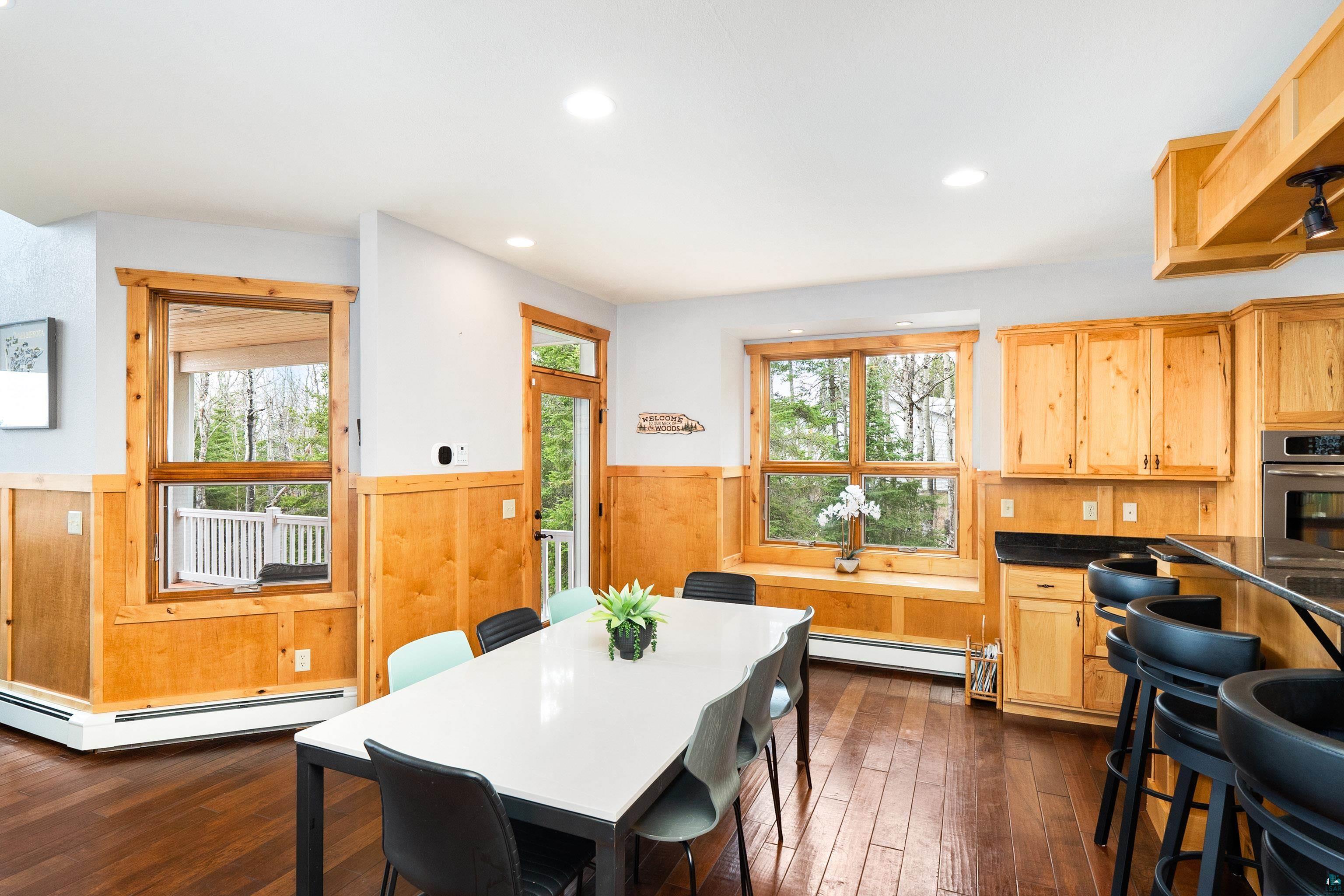 878 Old North Shore Rd, Two Harbors, MN 55616 Listing Photo  15