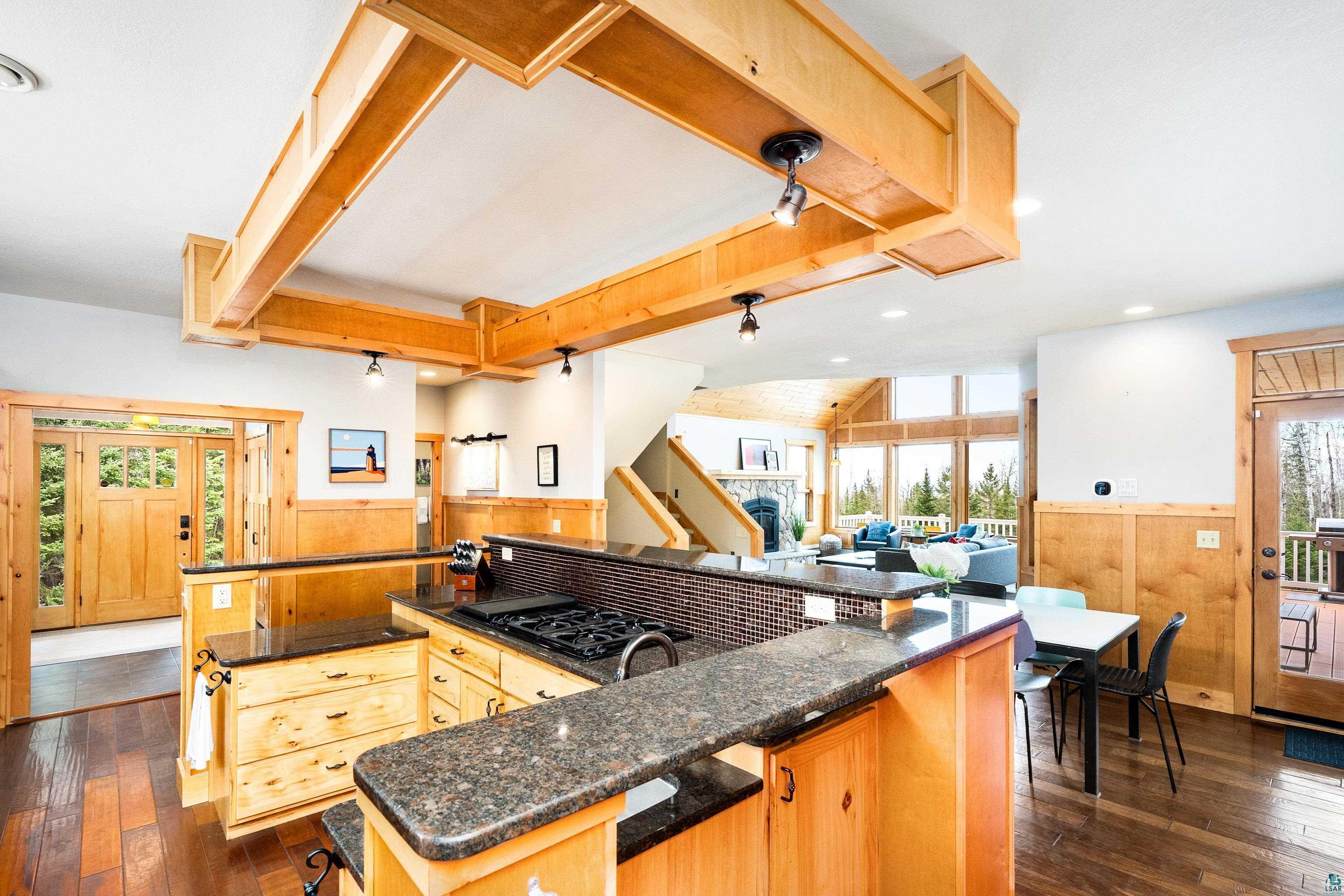 878 Old North Shore Rd, Two Harbors, MN 55616 Listing Photo  17