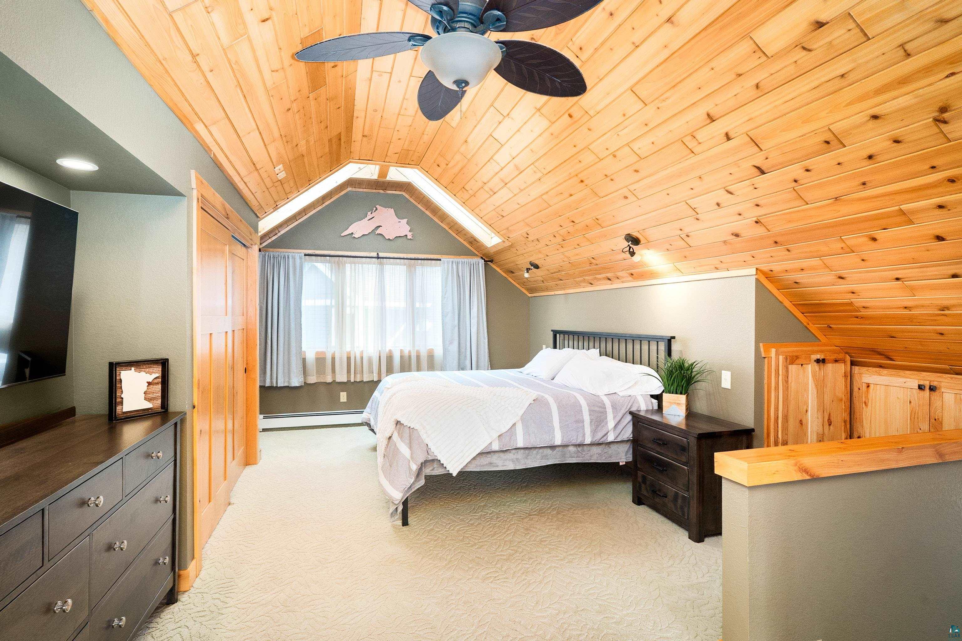 878 Old North Shore Rd, Two Harbors, MN 55616 Listing Photo  26