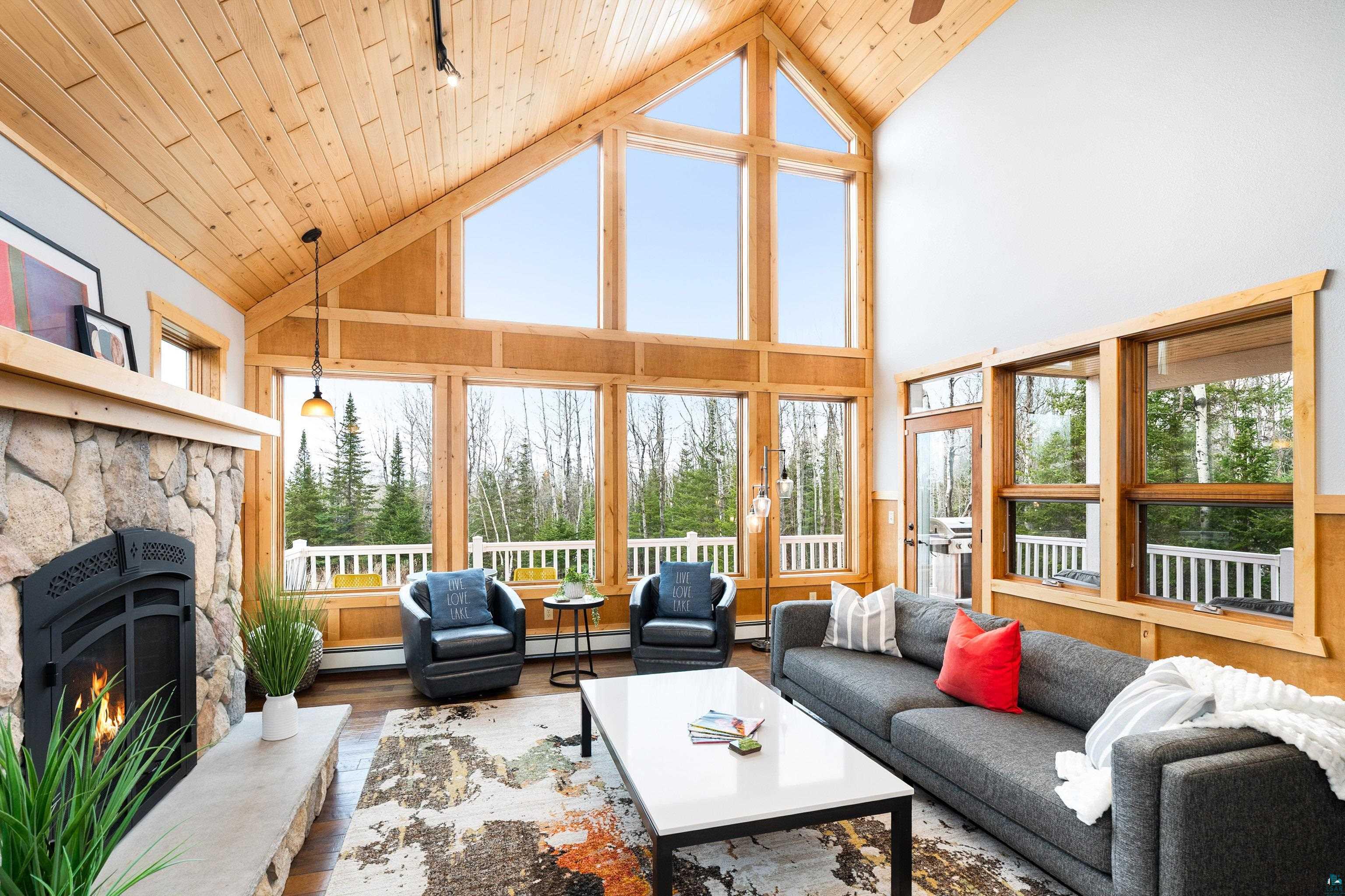 878 Old North Shore Rd, Two Harbors, MN 55616 Listing Photo  6