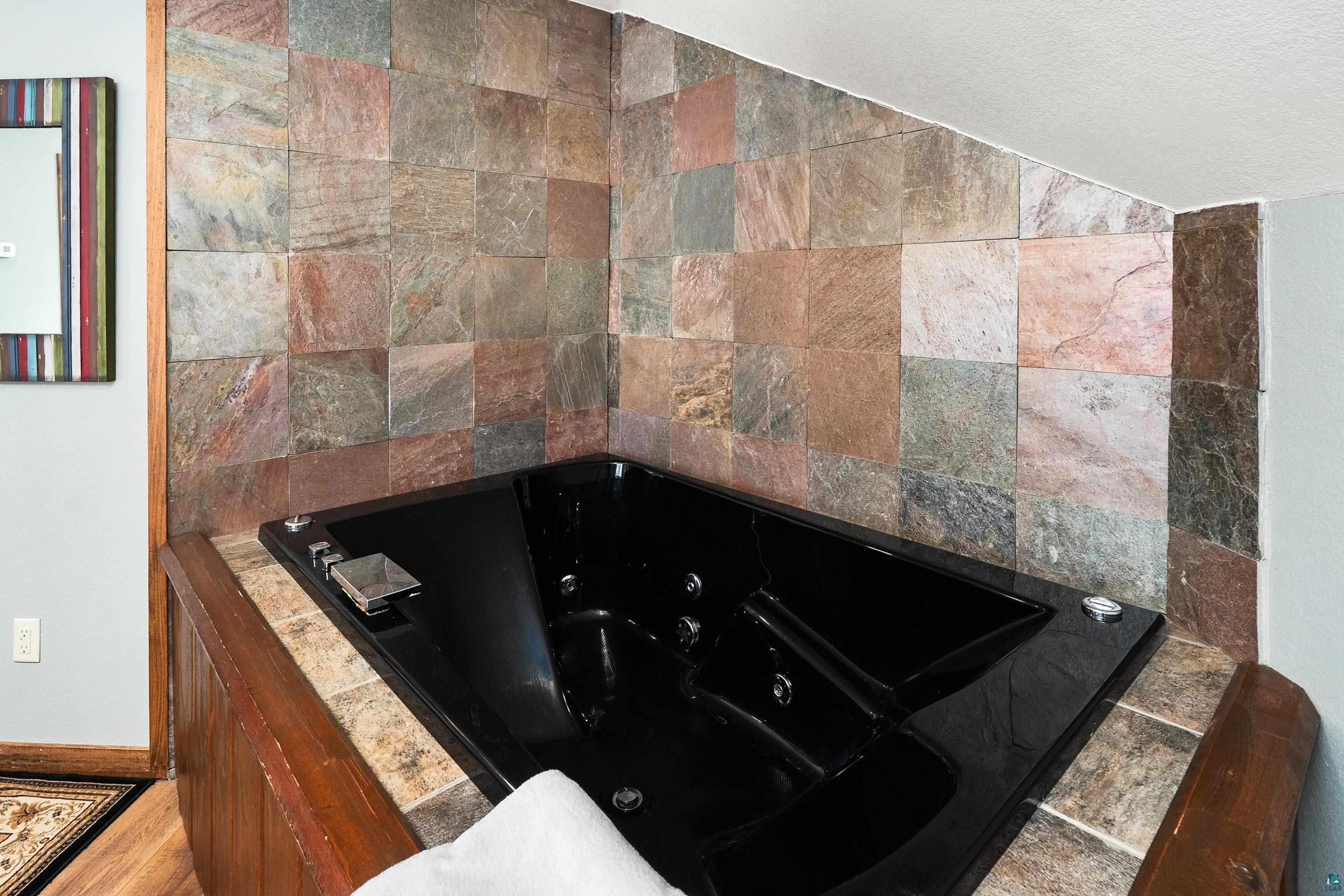 878 Old North Shore Rd, Two Harbors, MN 55616 Listing Photo  64