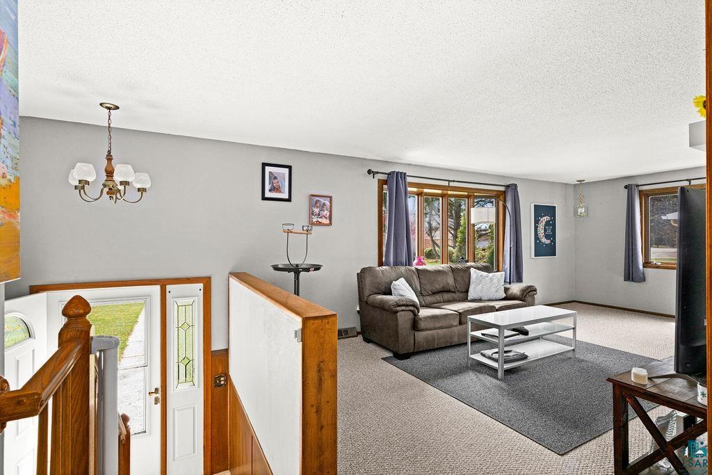 1009 15th St, Cloquet, MN 55720 Listing Photo  3