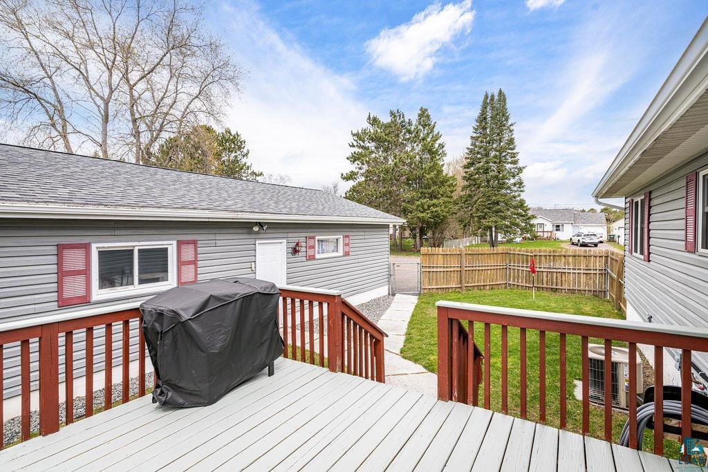 1009 15th St, Cloquet, MN 55720 Listing Photo  27