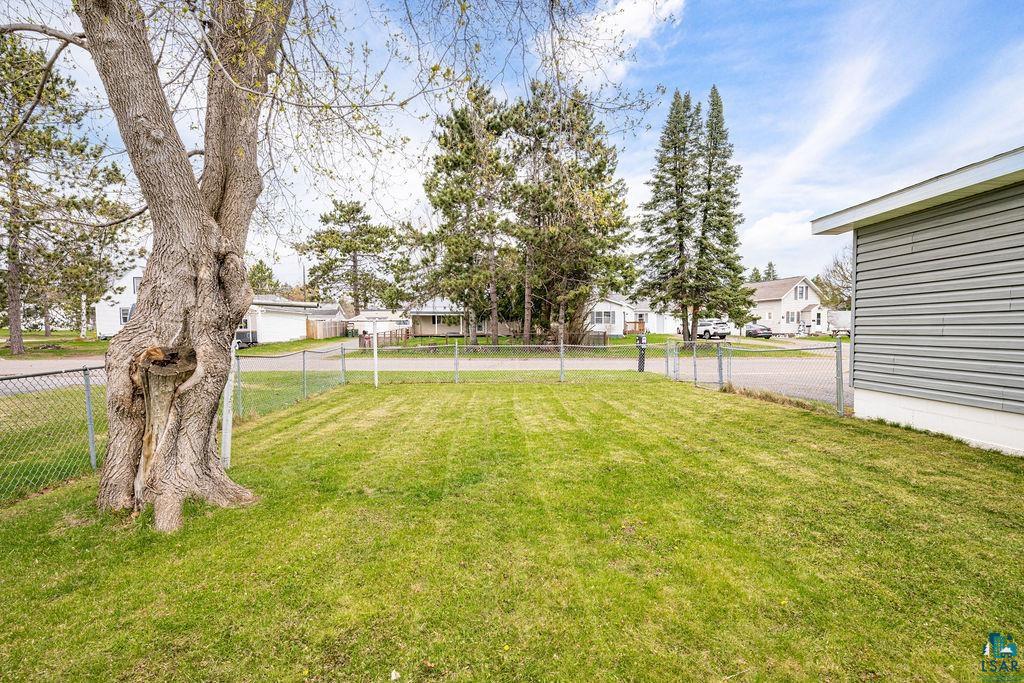 1009 15th St, Cloquet, MN 55720 Listing Photo  32