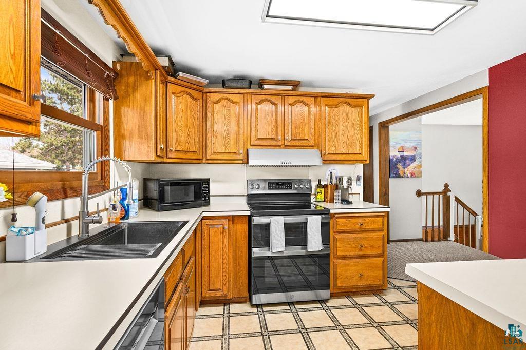 1009 15th St, Cloquet, MN 55720 Listing Photo  8