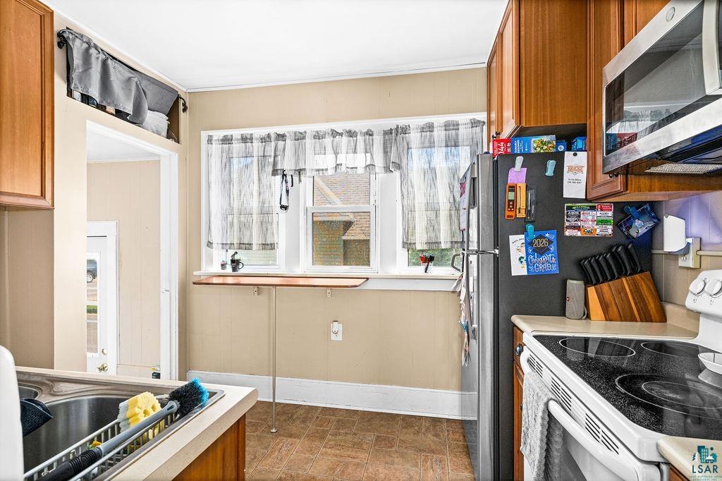 324 Chestnut Ave, Carlton, MN 55718 Listing Photo  6