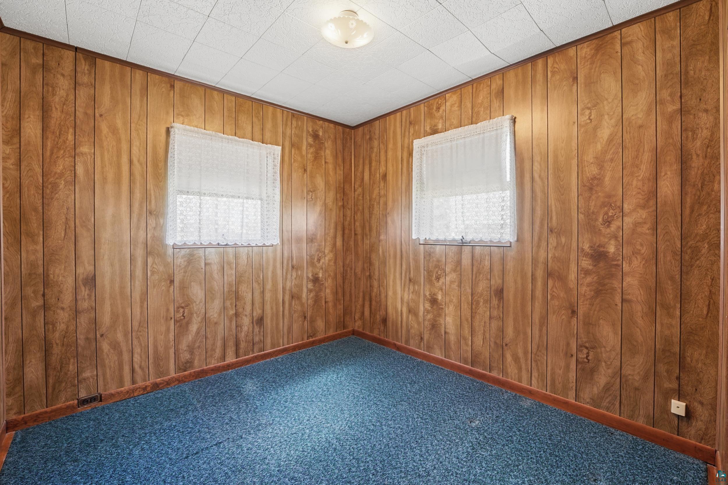 2410 Hughitt Ave, Superior, WI 54880 Listing Photo  16
