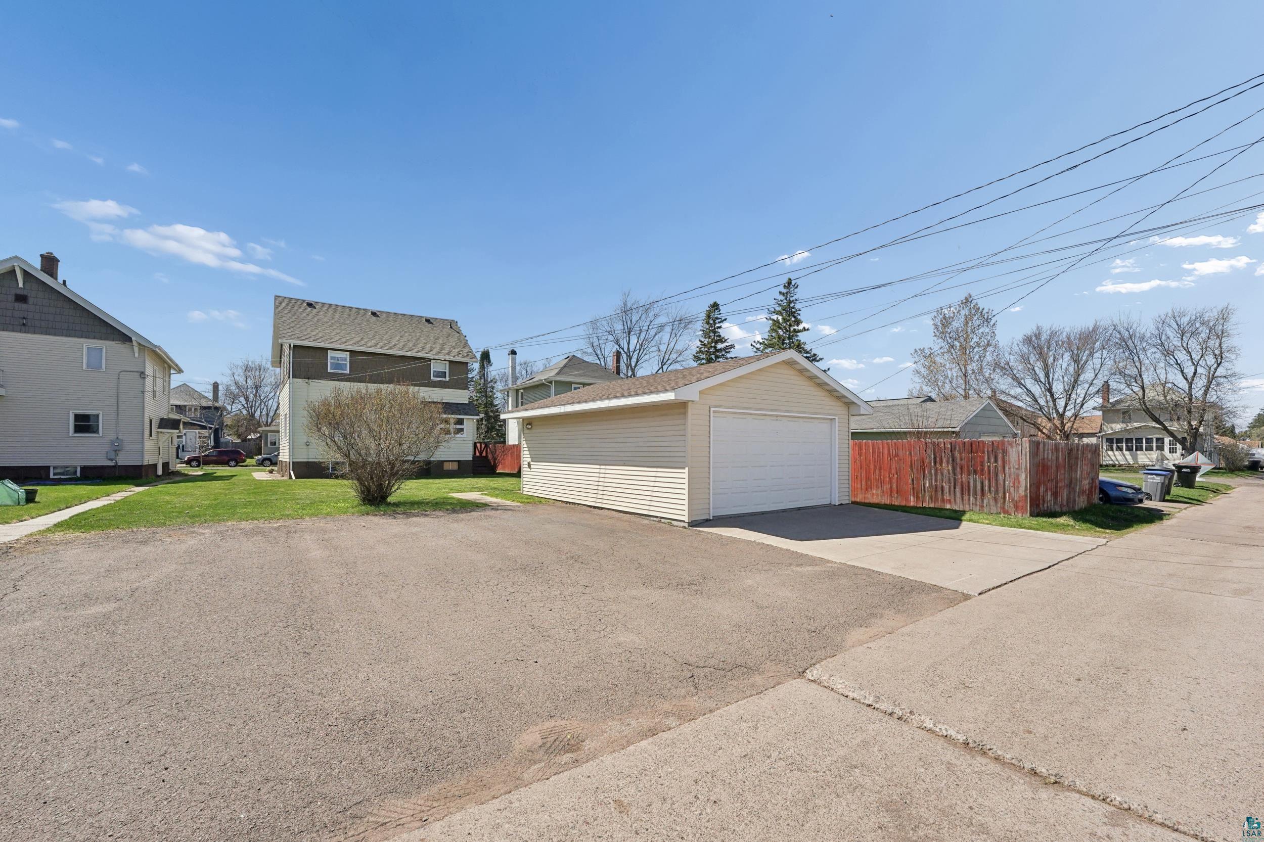 2410 Hughitt Ave, Superior, WI 54880 Listing Photo  22