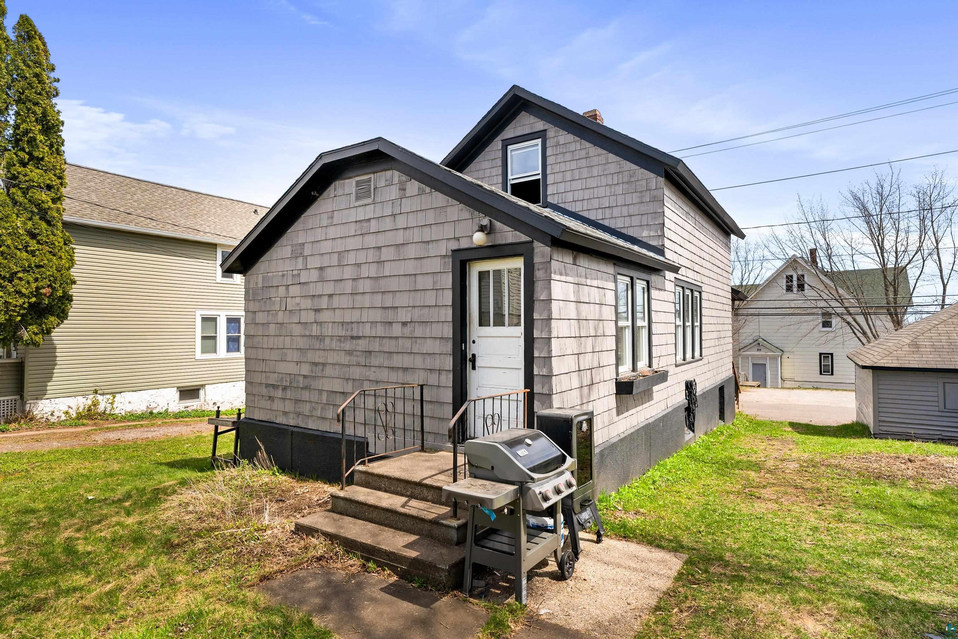 212 1/2 E 5th St, Duluth, MN 55805 Listing Photo  34