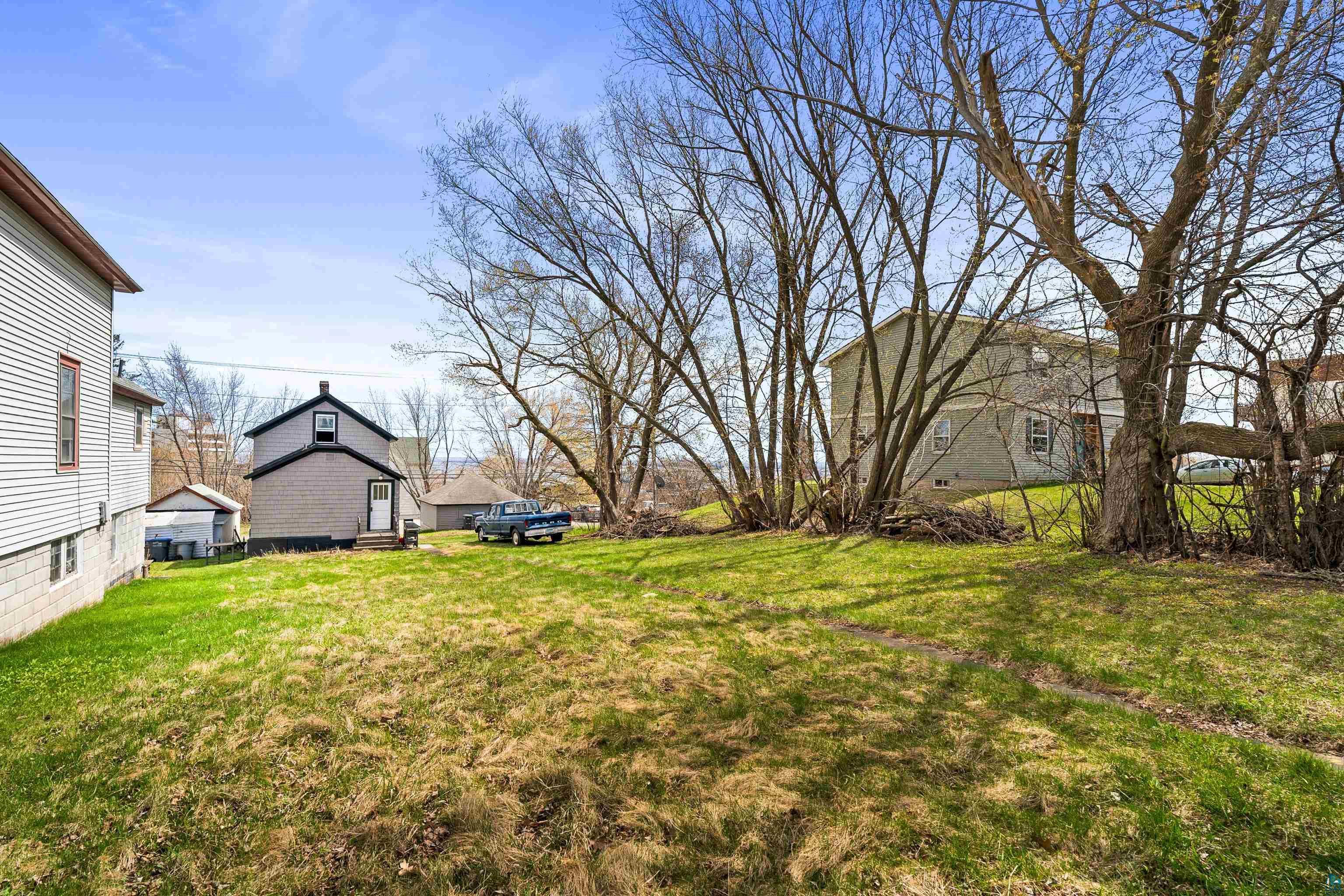 212 1/2 E 5th St, Duluth, MN 55805 Listing Photo  40