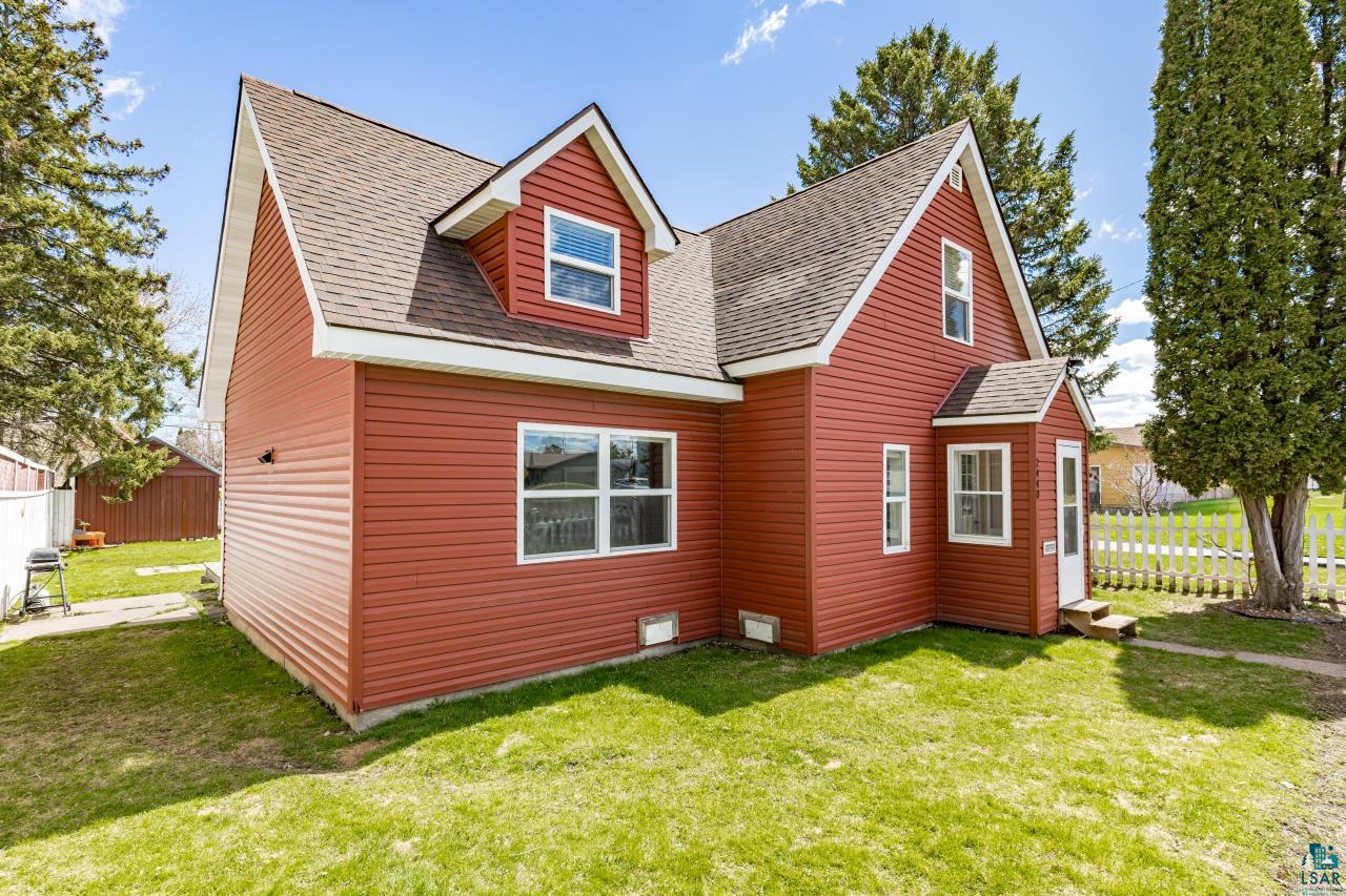2440 Oakes Ave, Superior, WI 54880 Listing Photo  2