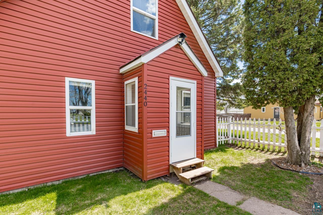 2440 Oakes Ave, Superior, WI 54880 Listing Photo  54
