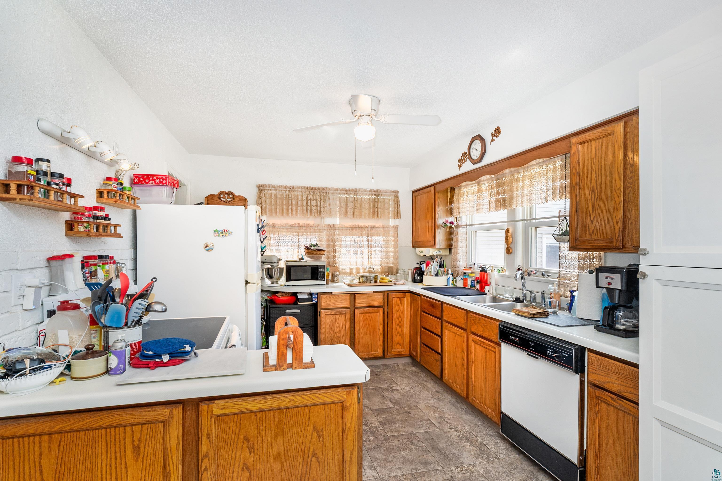 202 8th St, Two Harbors, MN 55616 Listing Photo  12