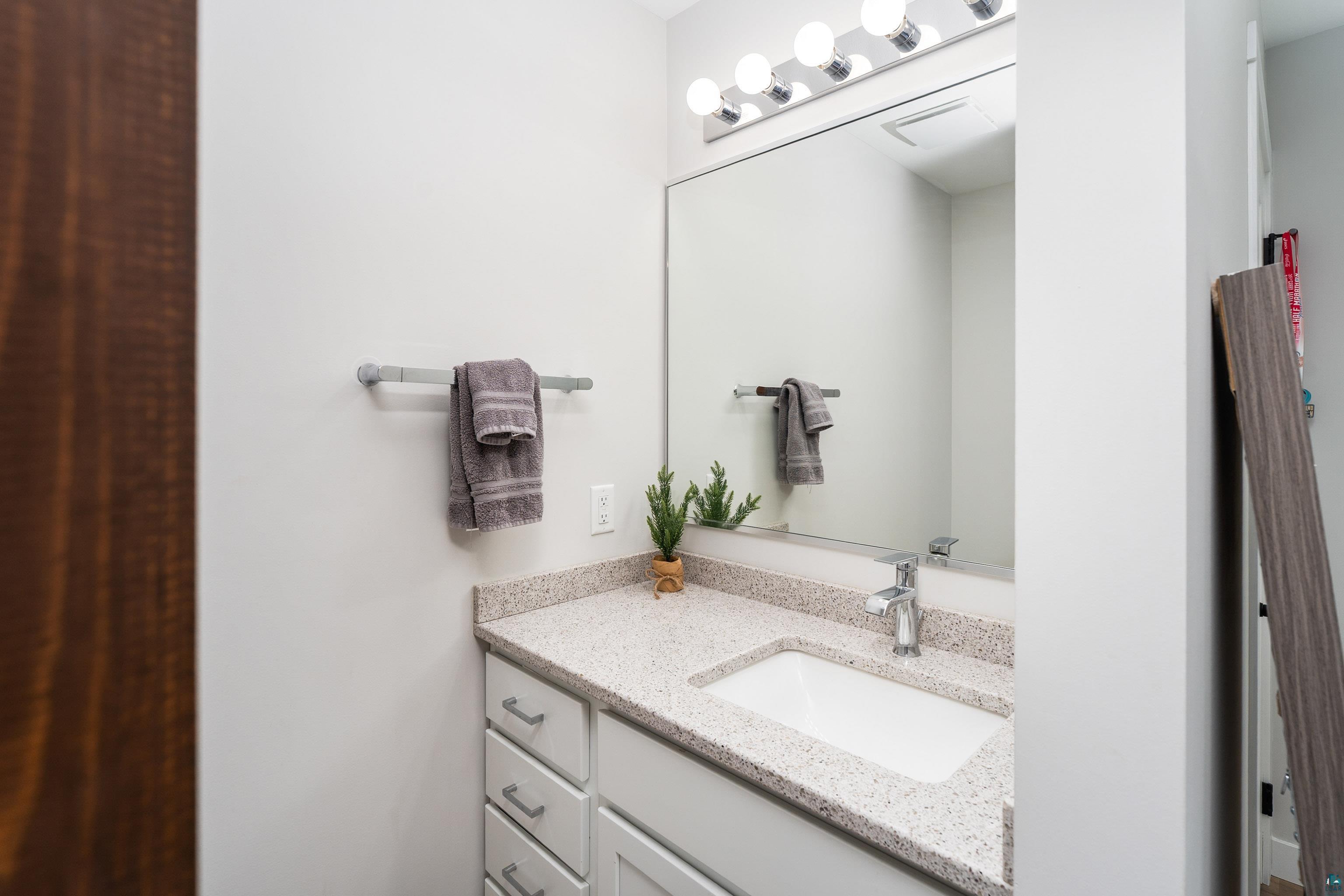 5031 Silver Leaf St, Hermantown, MN 55811 Listing Photo  31
