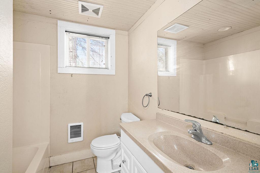 1540 N 7th Ave E, Duluth, MN 55805 Listing Photo  12