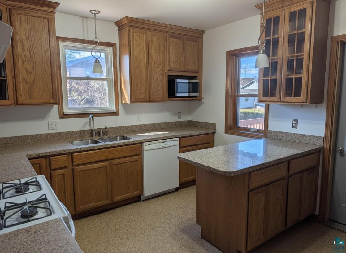 3713 E 3rd St, Superior, WI 54880 Listing Photo  8