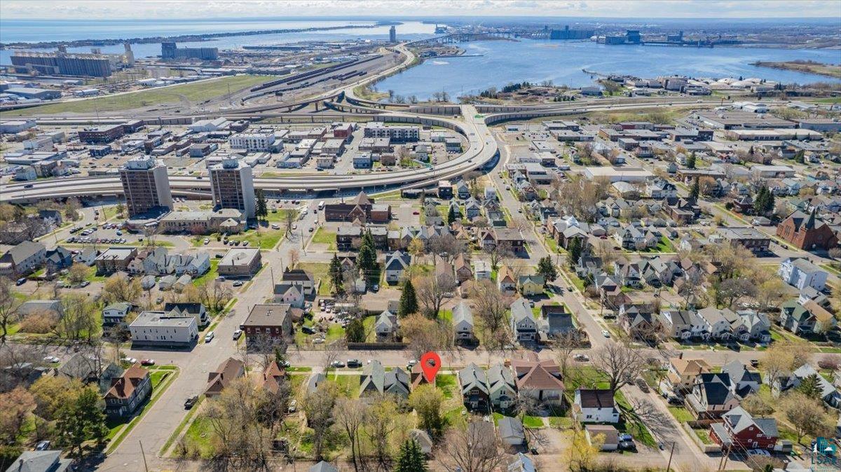 2117 W 4th St, Duluth, MN 55806 Listing Photo  5