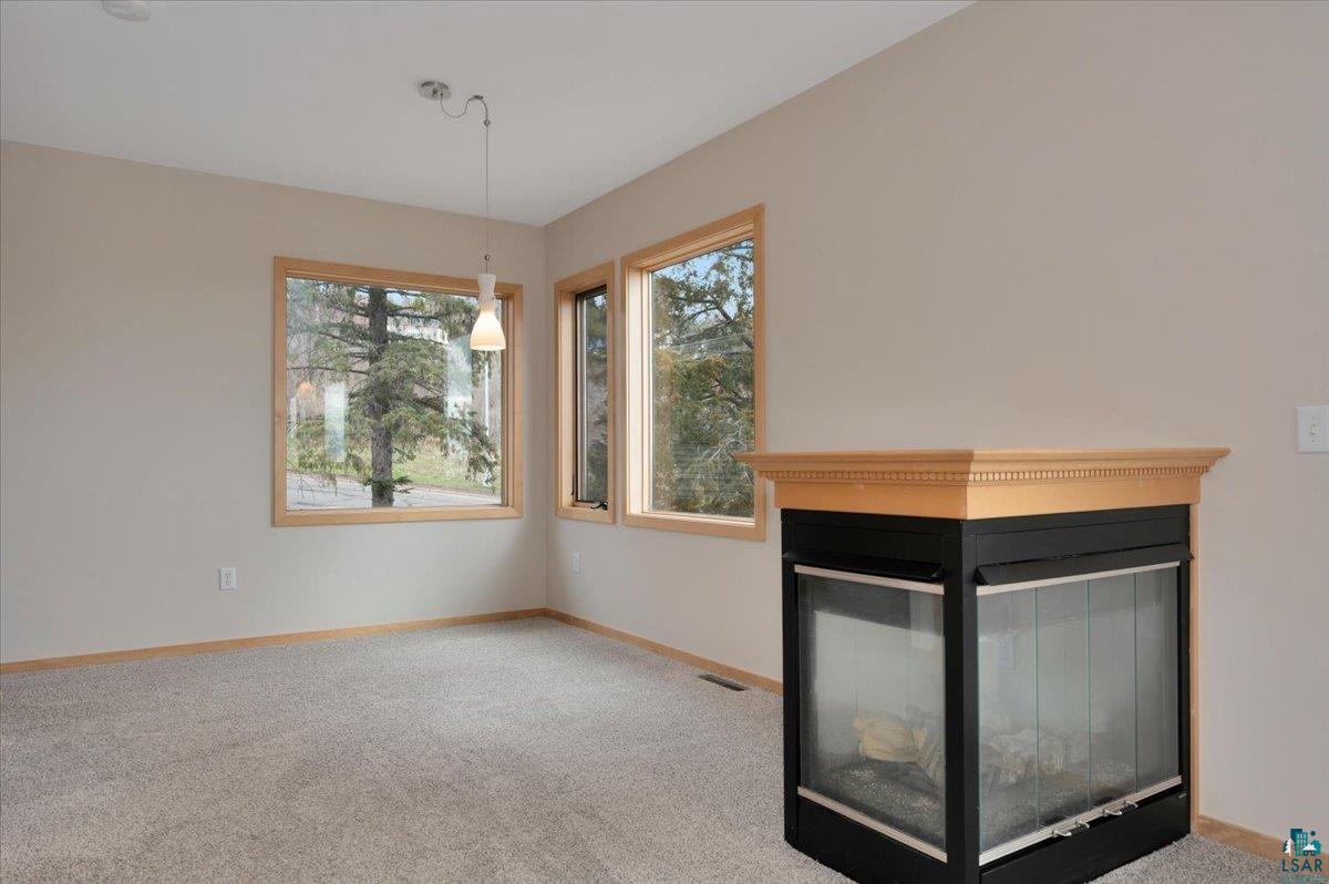 1001 W 6th St, Duluth, MN 55806 Listing Photo  11