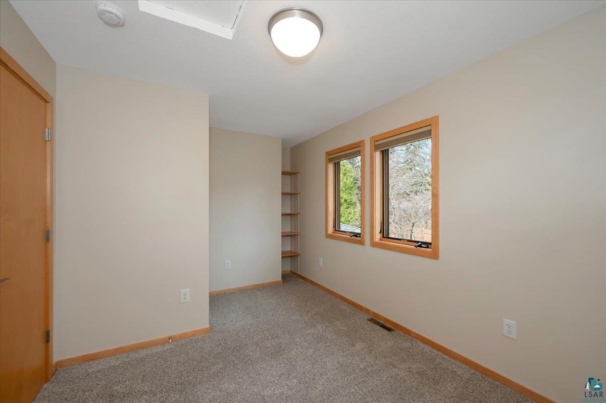 1001 W 6th St, Duluth, MN 55806 Listing Photo  24