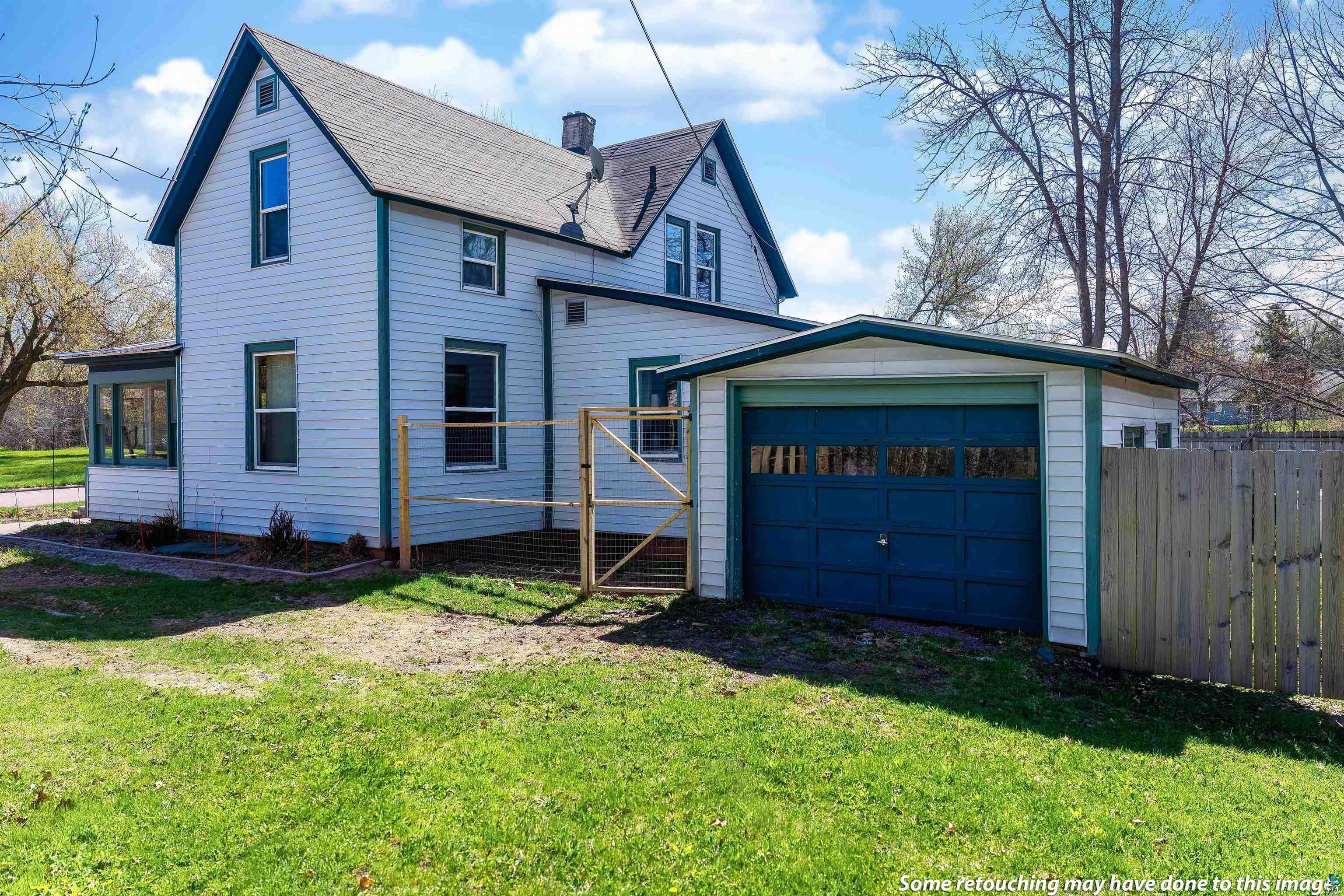 315 6th Ave W, Ashland, WI 54806 Listing Photo  3