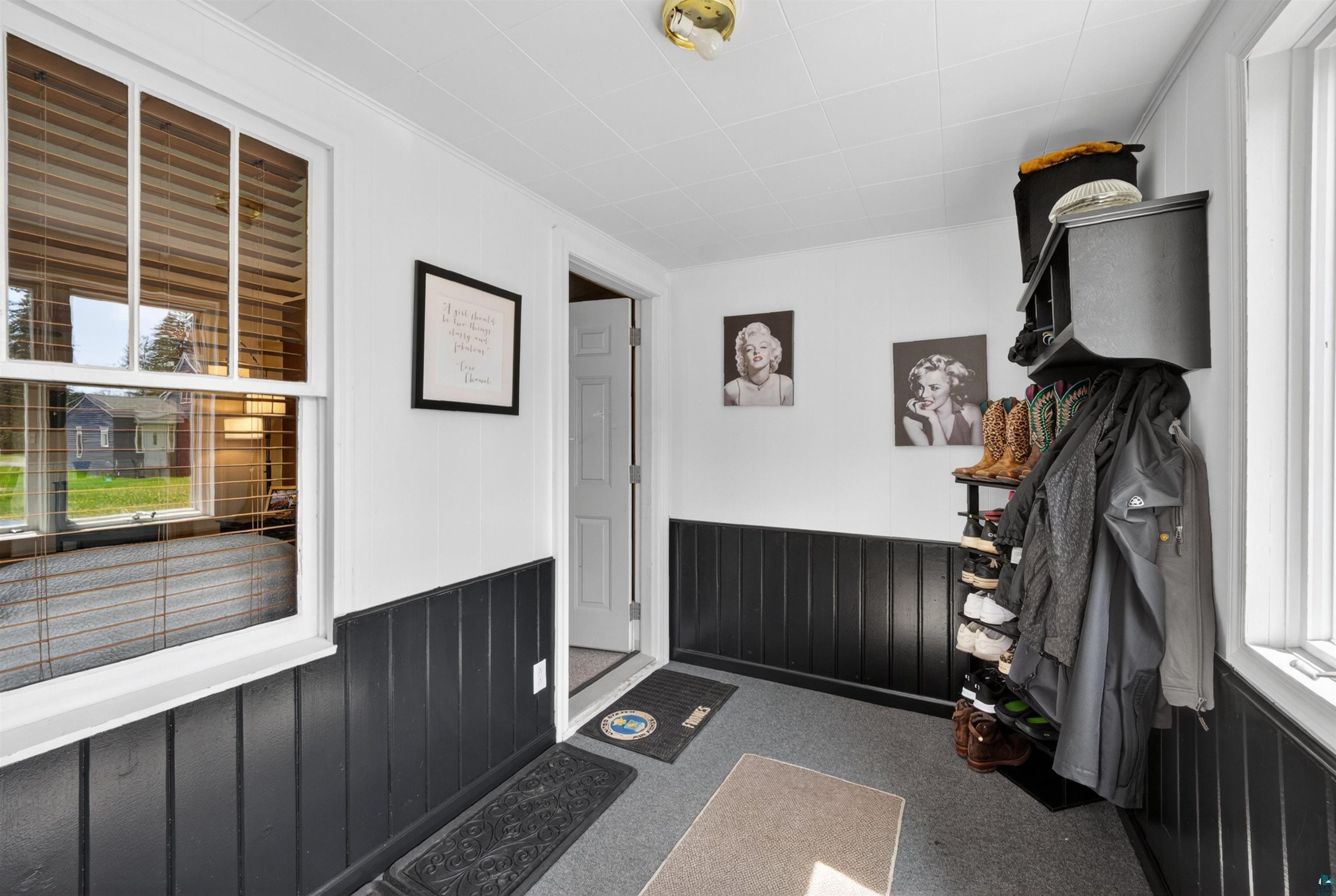 413 Carlton Ave W, Cloquet, MN 55720 Listing Photo  2