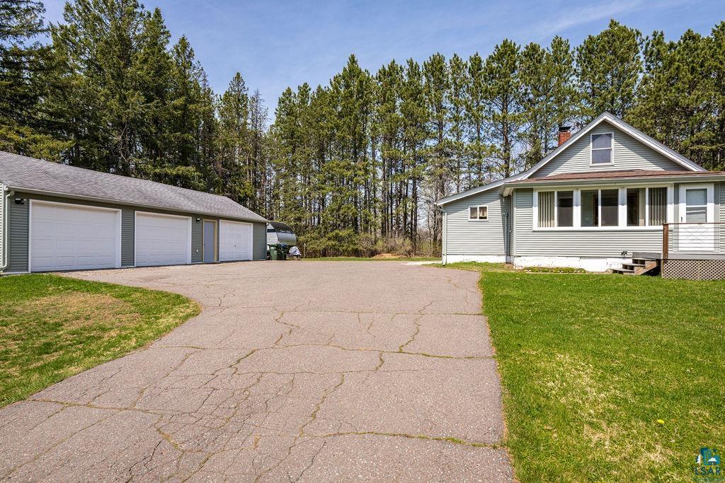 7 North Cloquet Rd, Esko, MN 55733 Listing Photo  2
