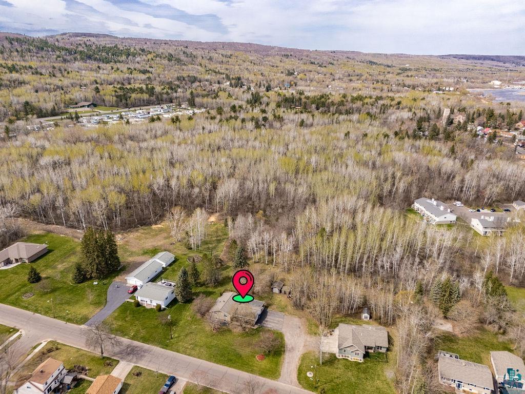 9105 Falcon St, Duluth, MN 55808 Listing Photo  11