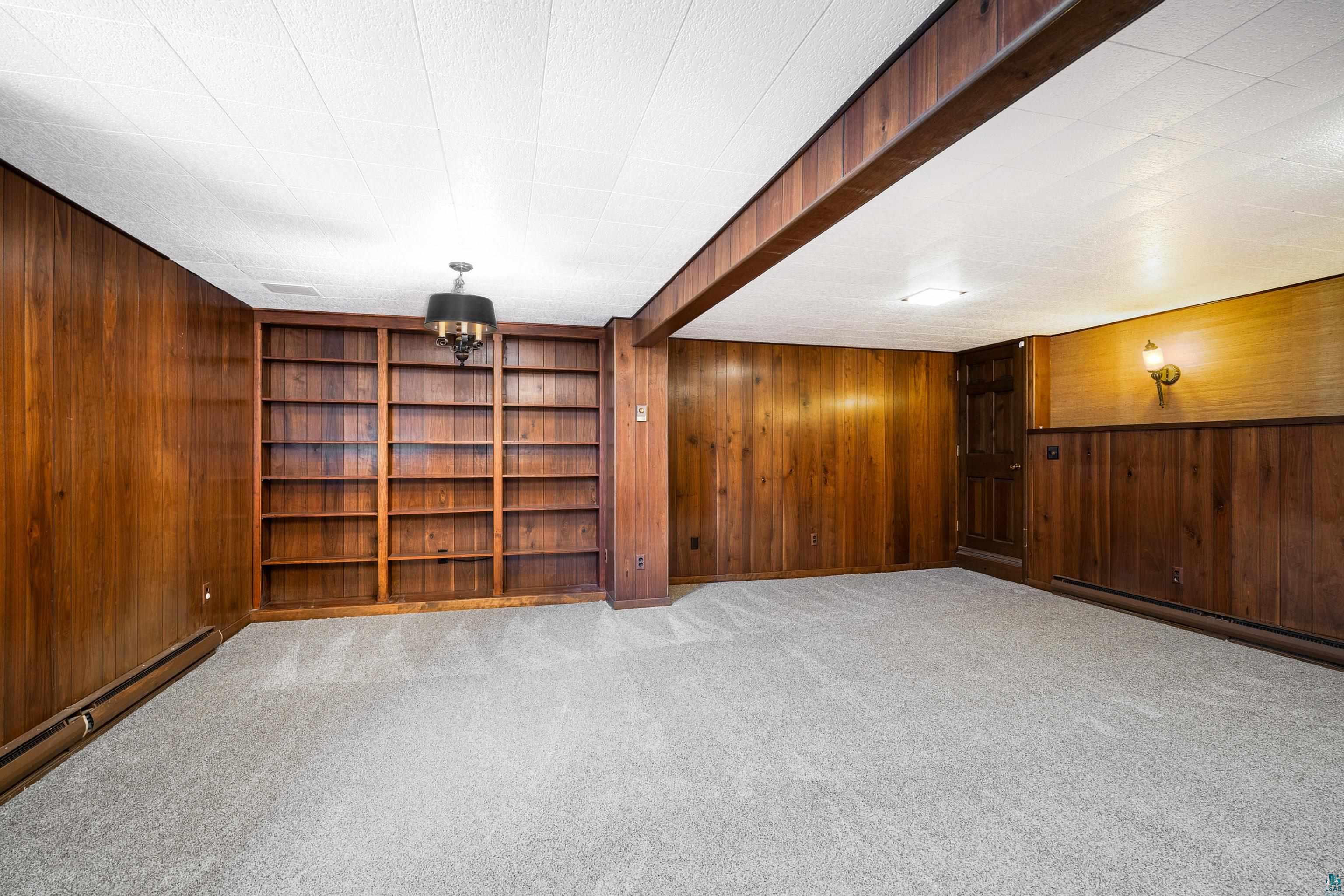 1926 Columbus Ave, Duluth, MN 55803 Listing Photo  32