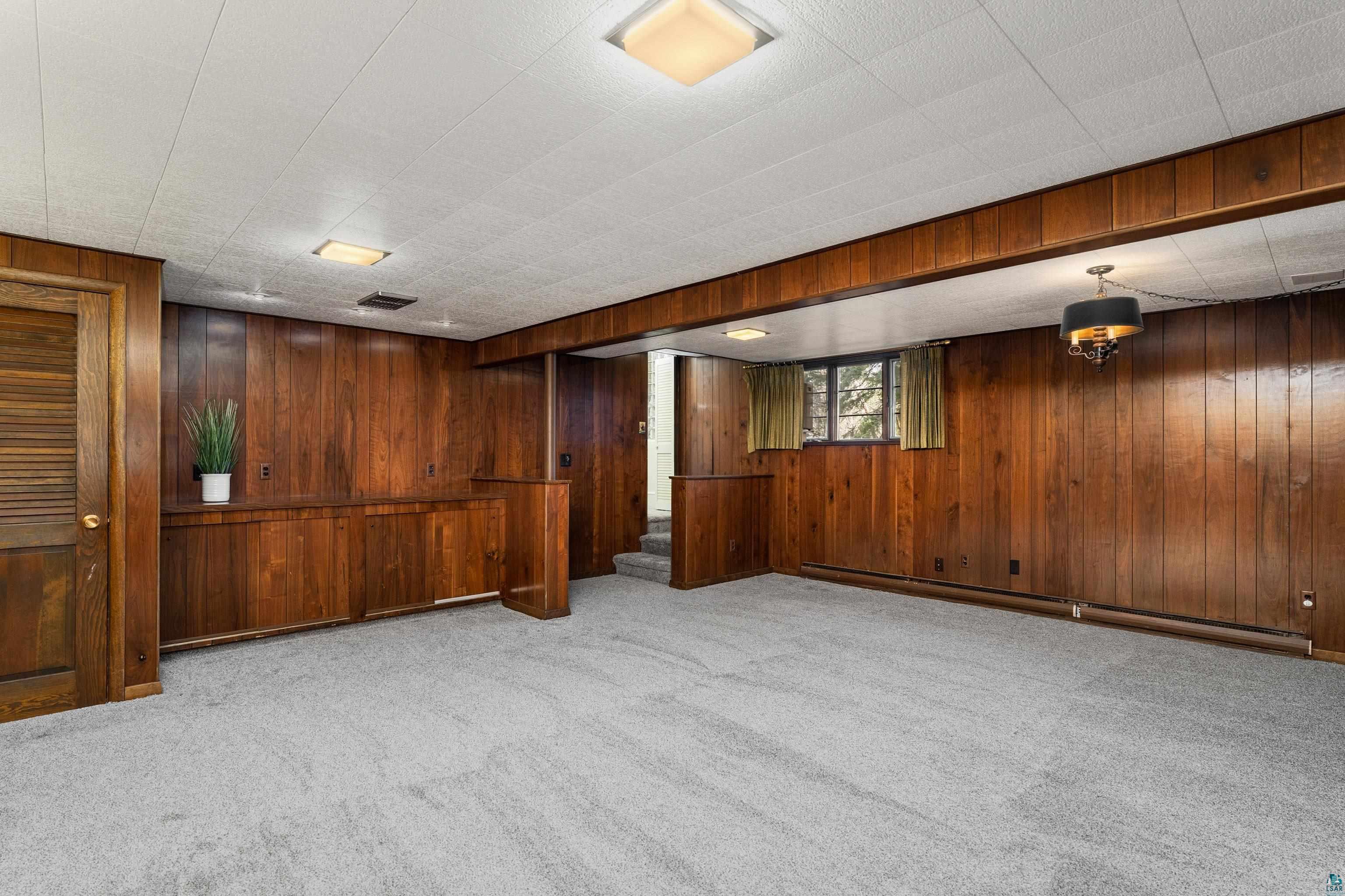1926 Columbus Ave, Duluth, MN 55803 Listing Photo  34