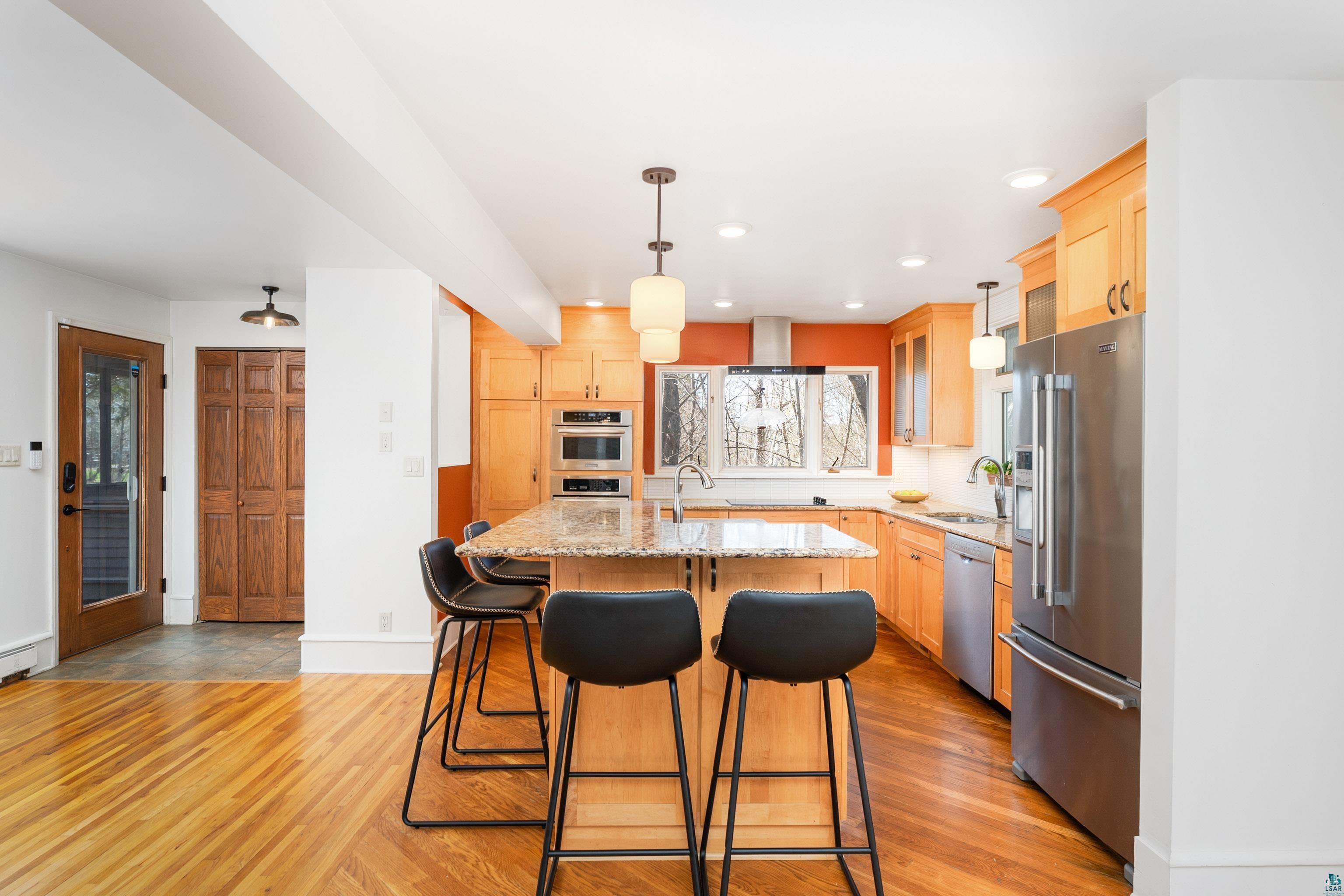 1926 Columbus Ave, Duluth, MN 55803 Listing Photo  5