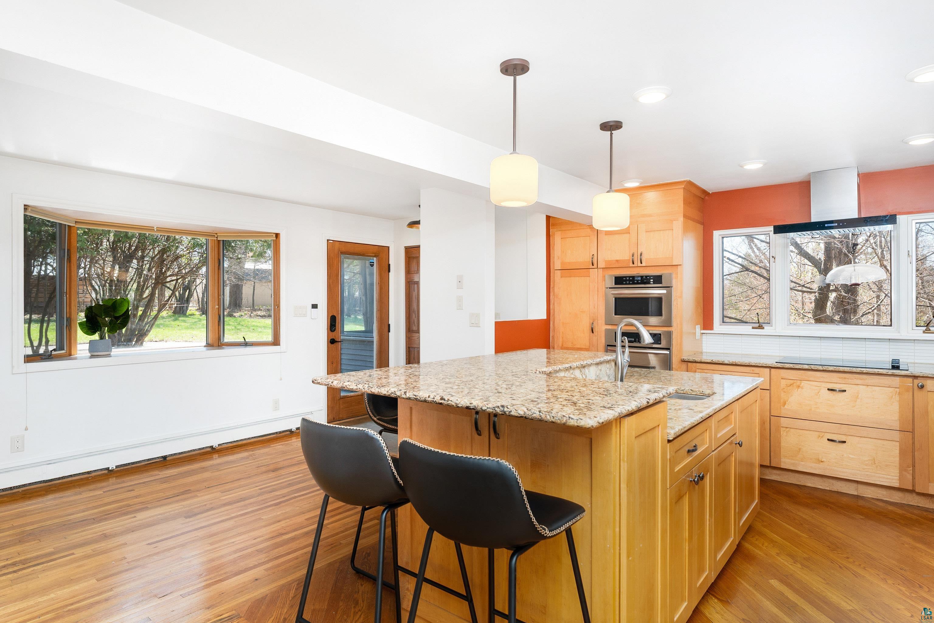 1926 Columbus Ave, Duluth, MN 55803 Listing Photo  9