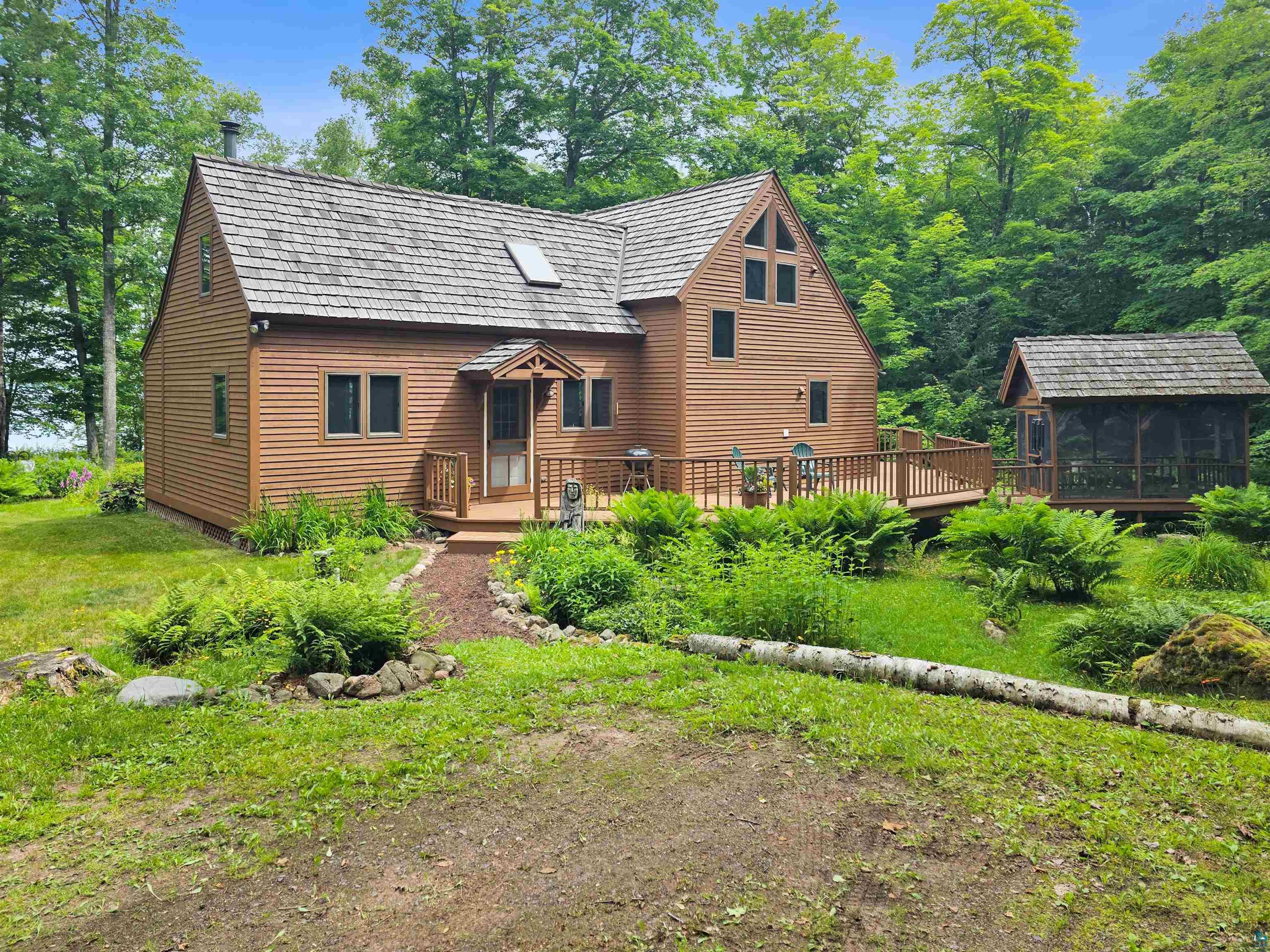 3610 North Shore Rd, LaPointe, WI 54850 Listing Photo  2