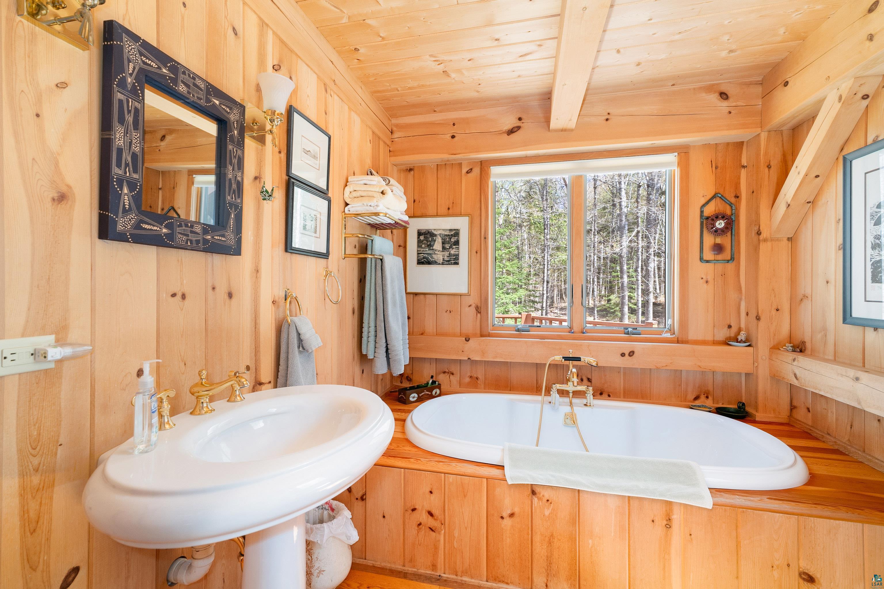 3610 North Shore Rd, LaPointe, WI 54850 Listing Photo  22