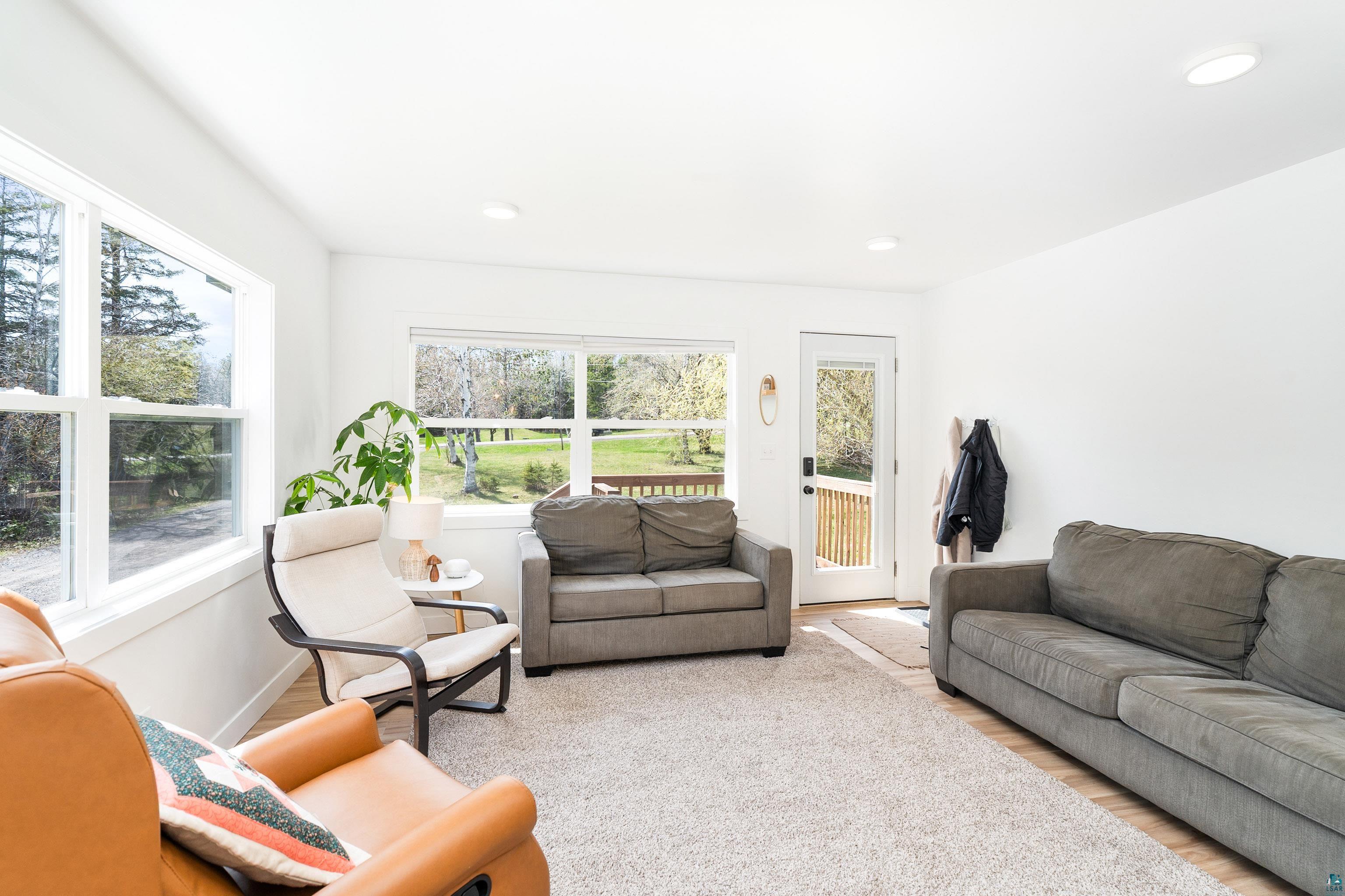 1134 Shoreview Rd, Two Harbors, MN 55616 Listing Photo  3