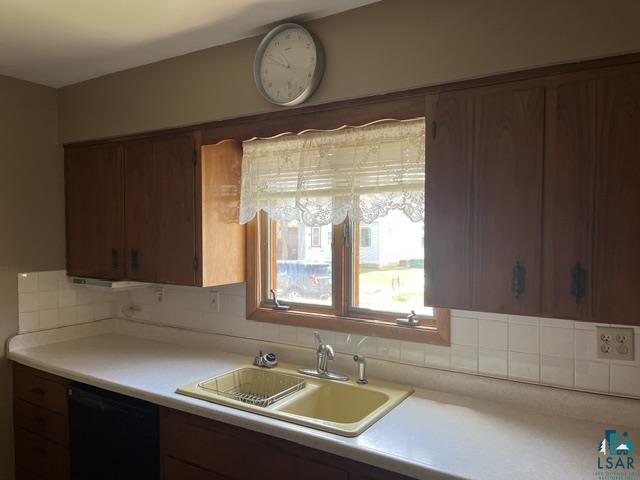 1102 McKinley Ave, Eveleth, MN 55734 Listing Photo  9