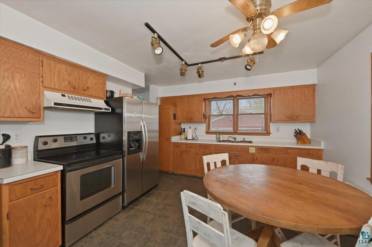51 E Owatonna St, Duluth, MN 55803 Listing Photo  6