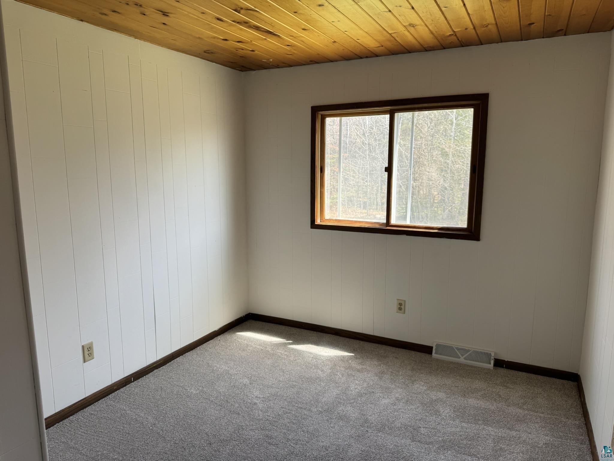 3898 Highway 2, Two Harbors, MN 55616 Listing Photo  14