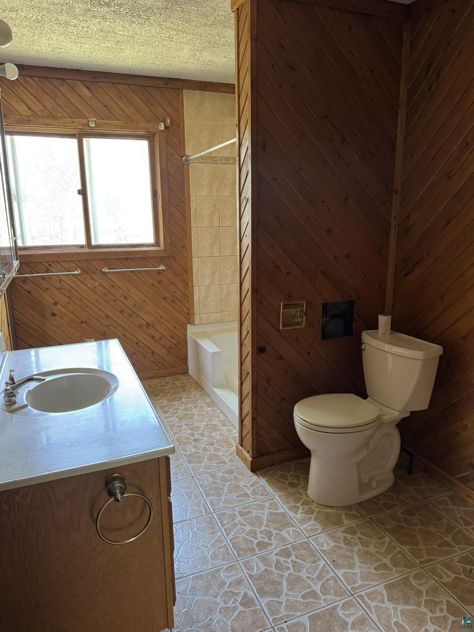 3898 Highway 2, Two Harbors, MN 55616 Listing Photo  20