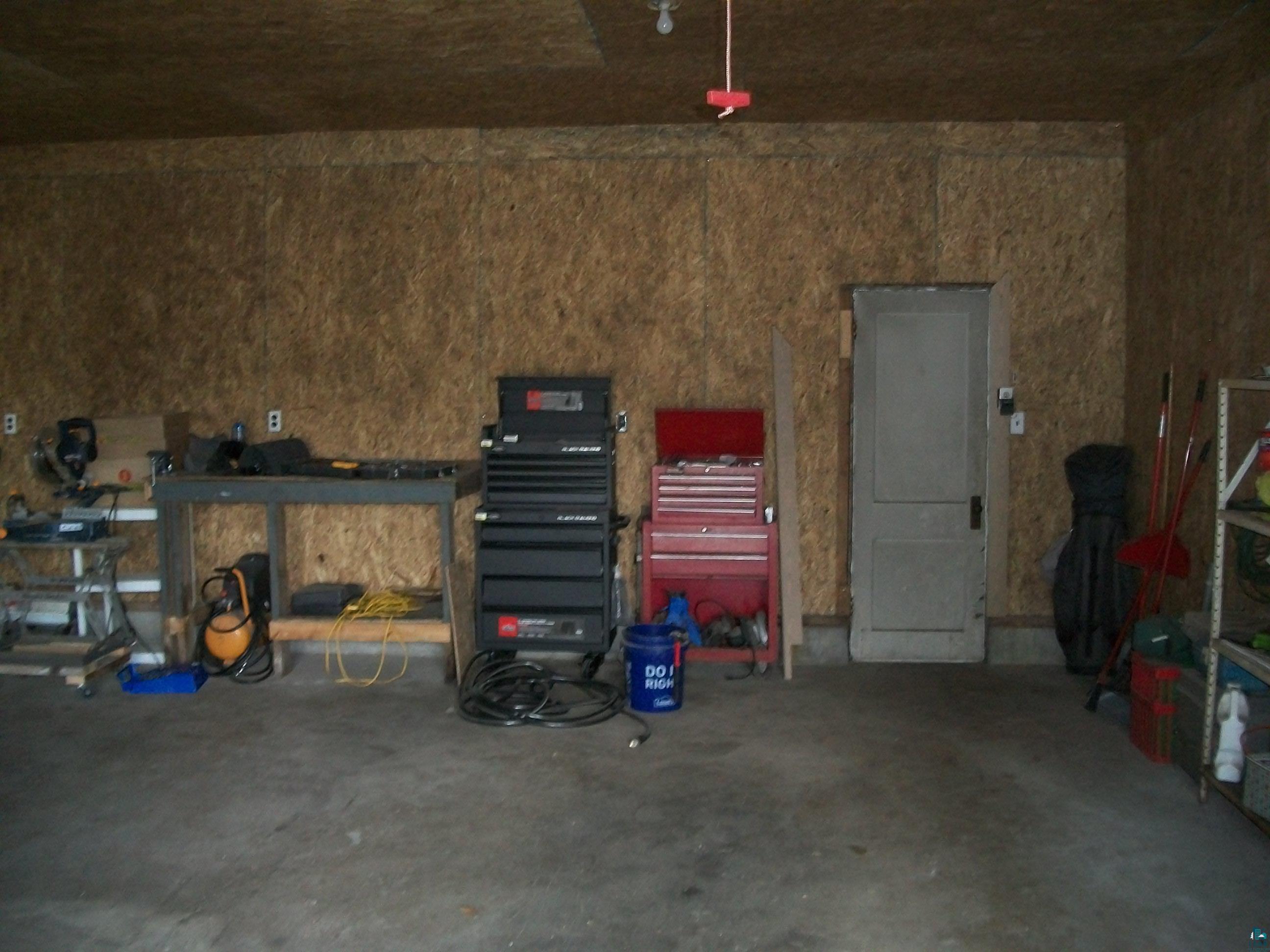 3917 N Highway 5, Hibbing, MN 55746 Listing Photo  34