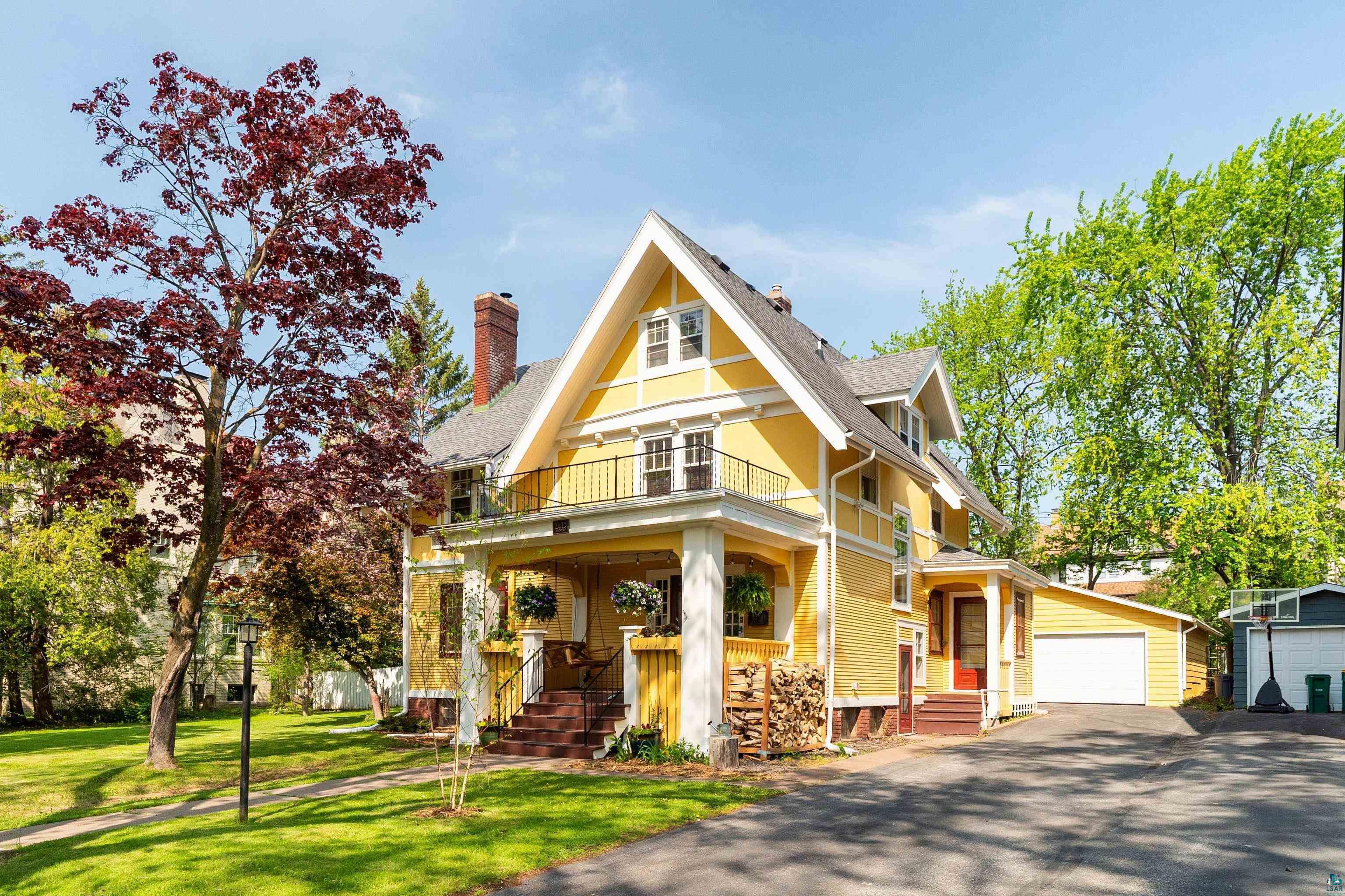 2415 E 2nd St, Duluth, MN 55812 Listing Photo  1