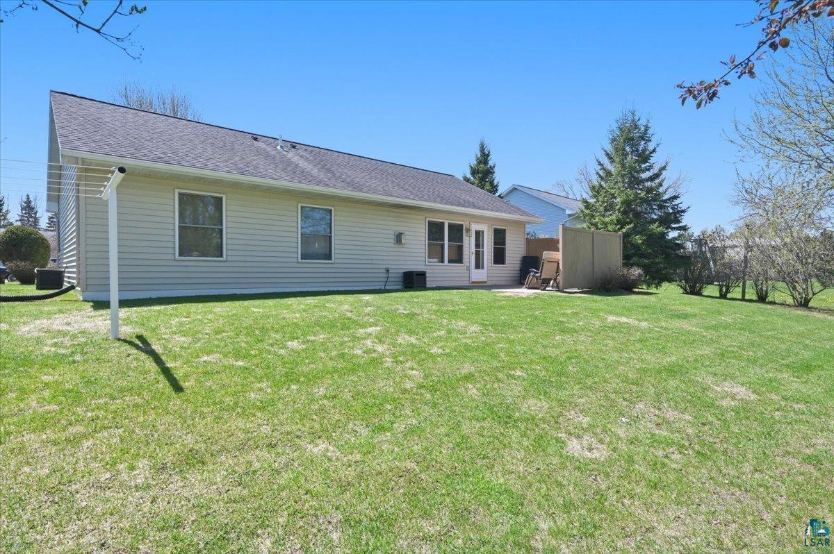 1207 Slate St, Cloquet, MN 55720 Listing Photo  4