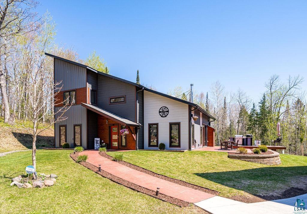 5196 Eagle Lake Rd, Duluth, MN 55803 Listing Photo  1