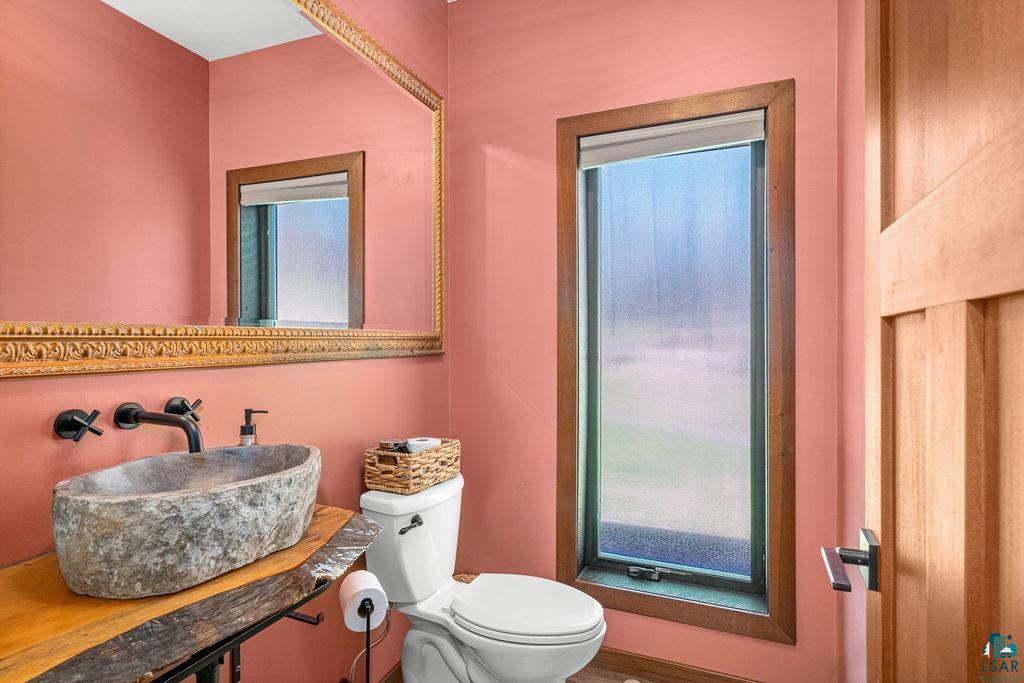 5196 Eagle Lake Rd, Duluth, MN 55803 Listing Photo  25
