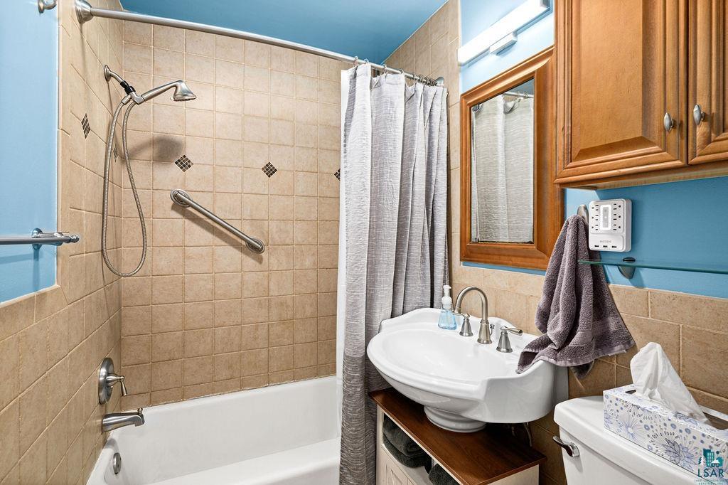 3045 Hutchinson Rd, Duluth, MN 55811 Listing Photo  15