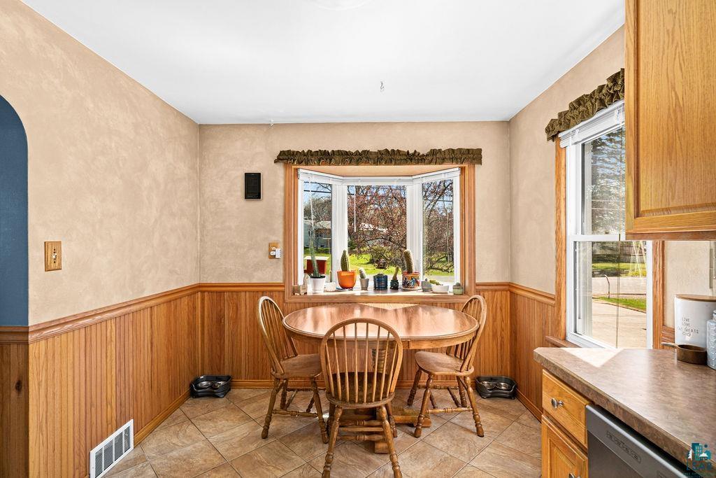 3045 Hutchinson Rd, Duluth, MN 55811 Listing Photo  6