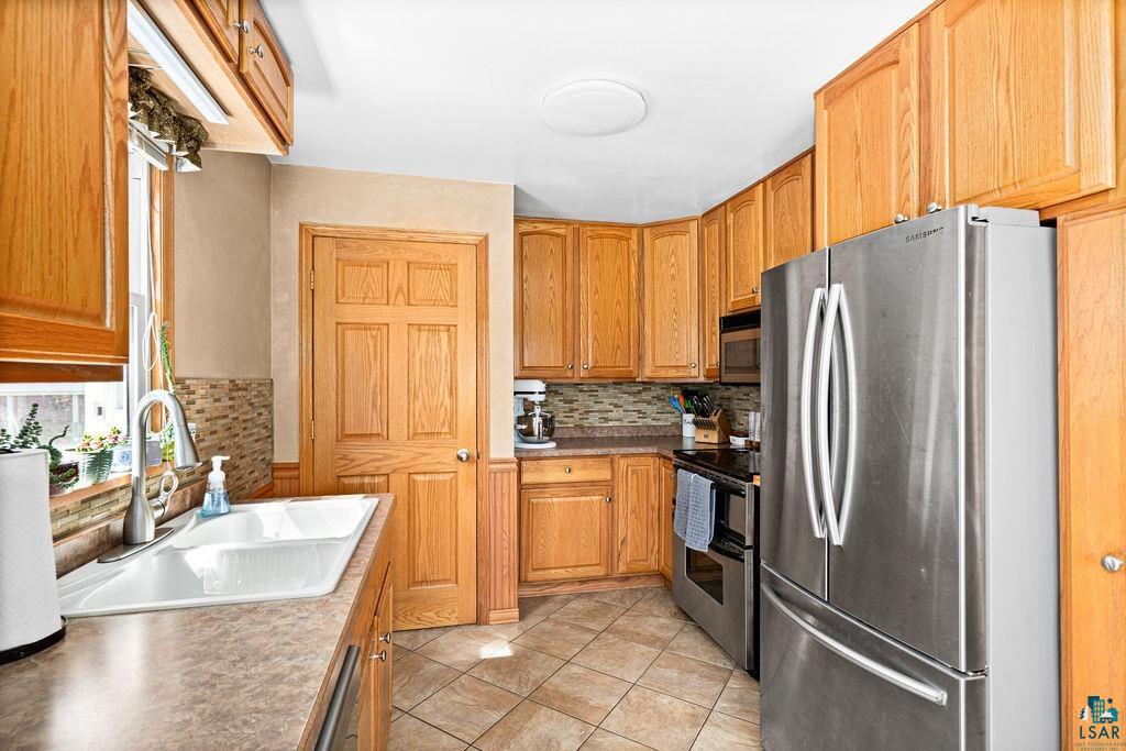 3045 Hutchinson Rd, Duluth, MN 55811 Listing Photo  10