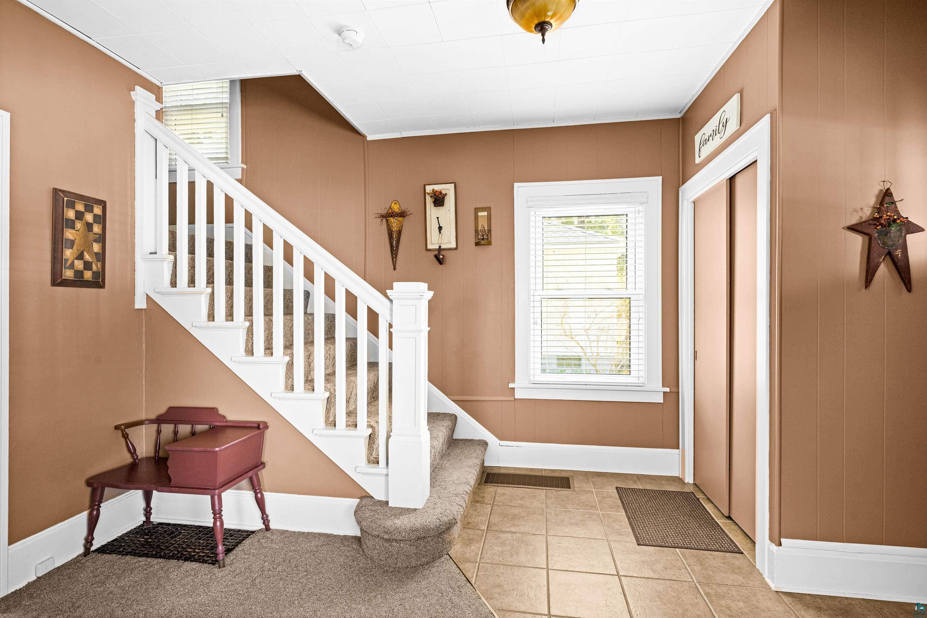 244 W Faribault St, Duluth, MN 55803 Listing Photo  11